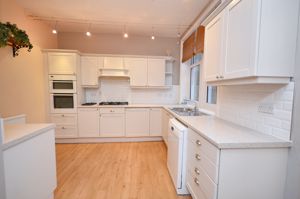 Kitchen- click for photo gallery